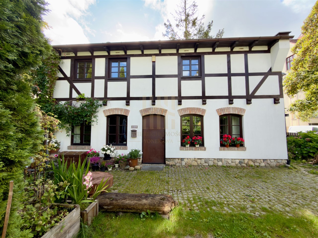 offer image